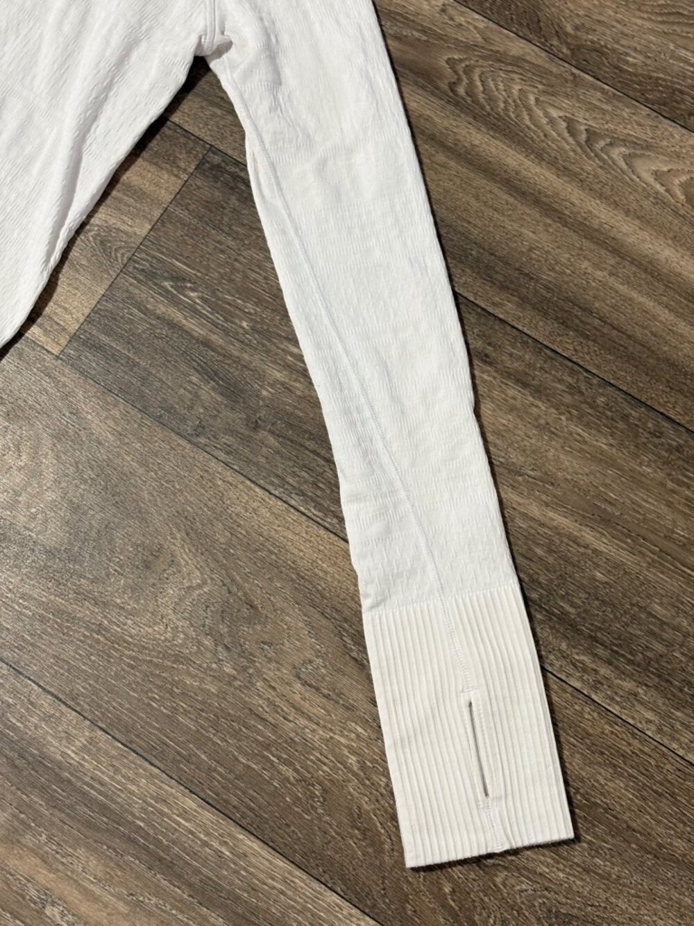 Lululemon Heathered White Rest Less Hooded Long Sleeve Pullover Top Size 2 - Picture 4 of 9